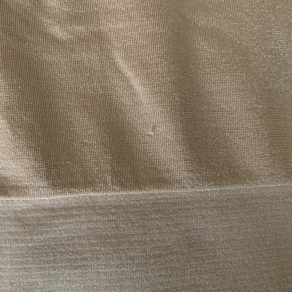 ✨3 for $25✨ FIT shapewear slip - Picture 6 of 7